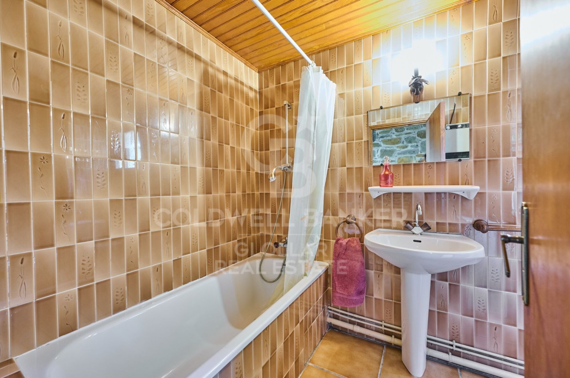House en Espagne 4 chambres, 215 m2 No. 158328