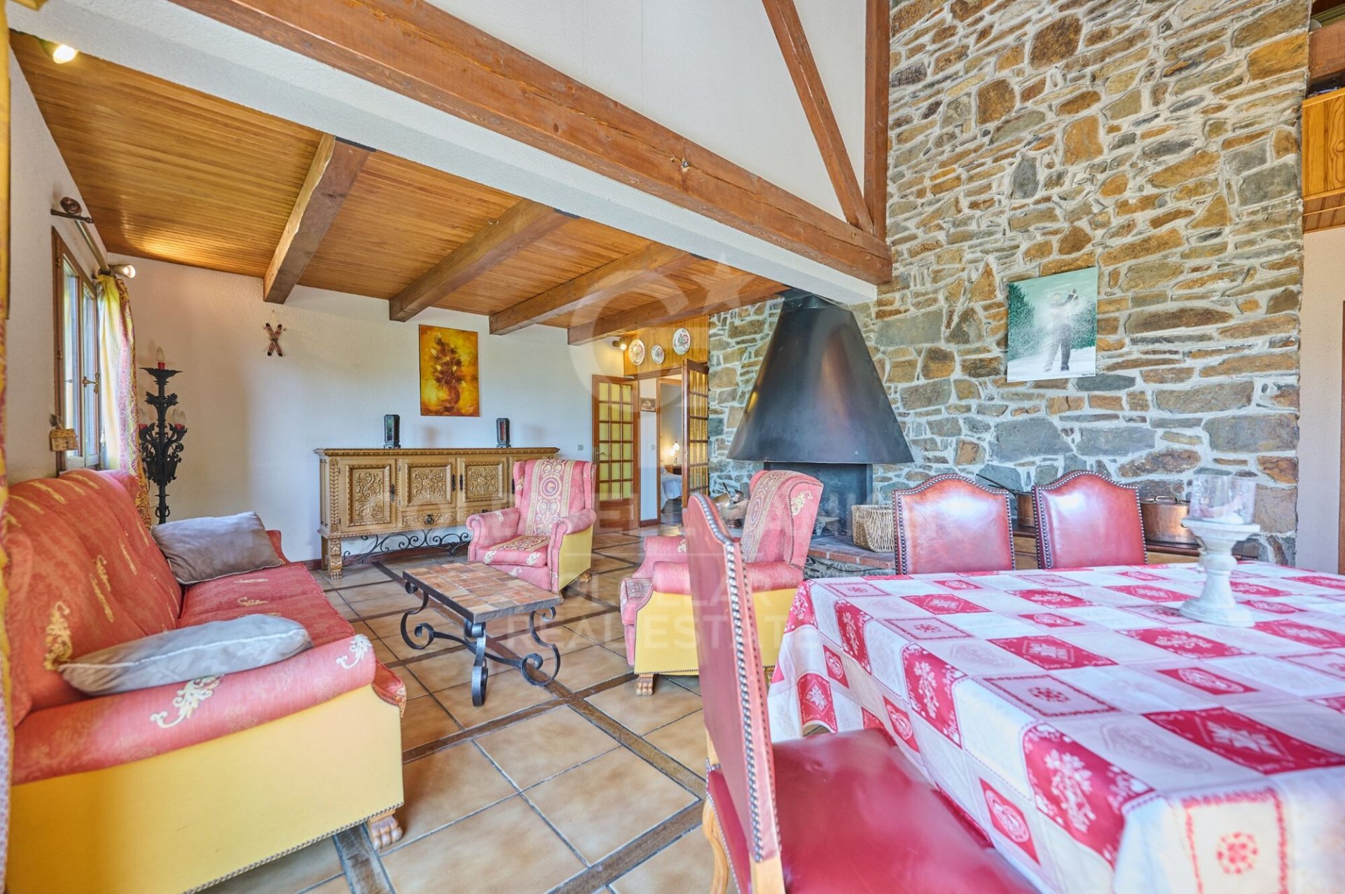 House en Espagne 4 chambres, 215 m2 No. 158328
