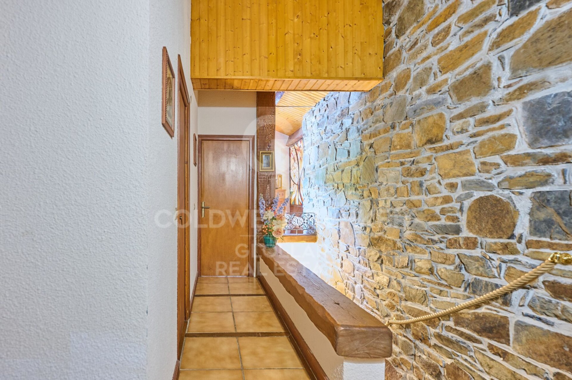 House en Espagne 4 chambres, 215 m2 No. 158328