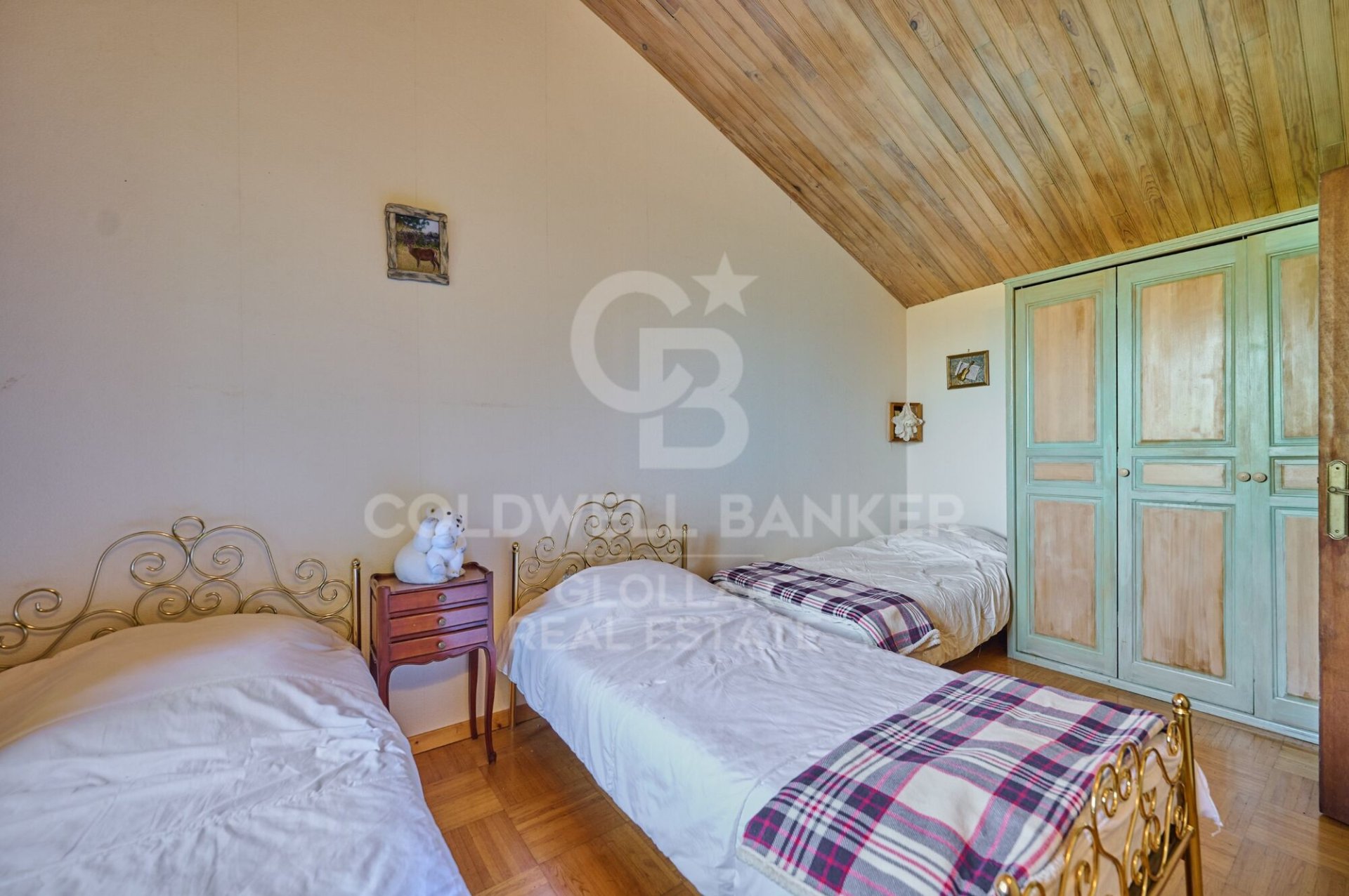 House en Espagne 4 chambres, 215 m2 No. 158328
