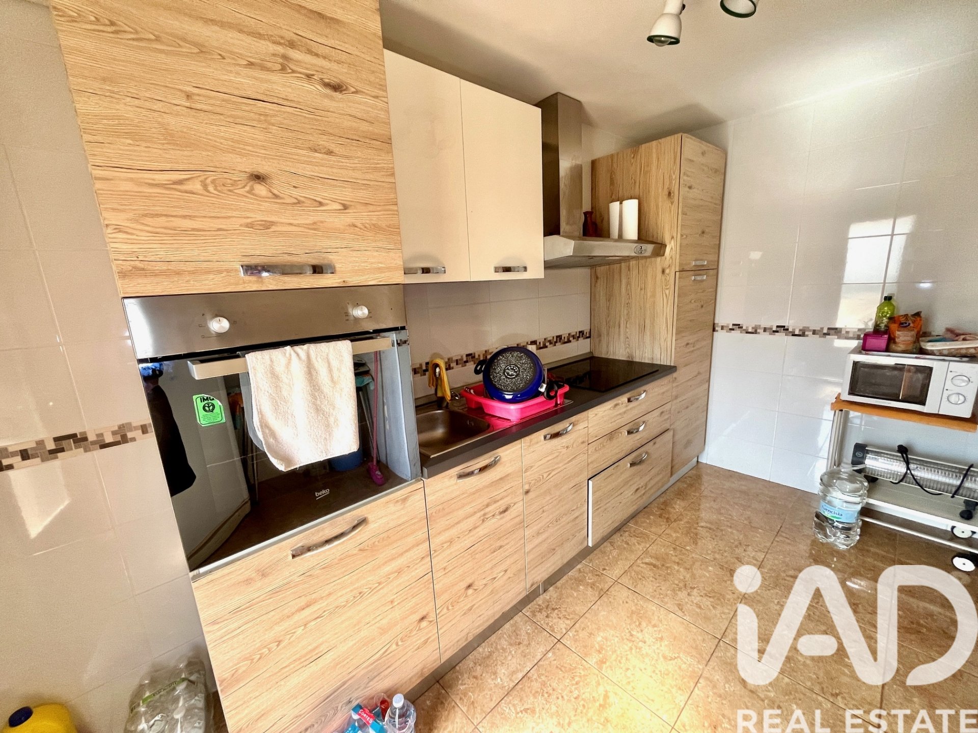 Radhus i Oropesa del Mar, Castellon, Spanien 4 sovrum, 155 kvm. Nr. 172132