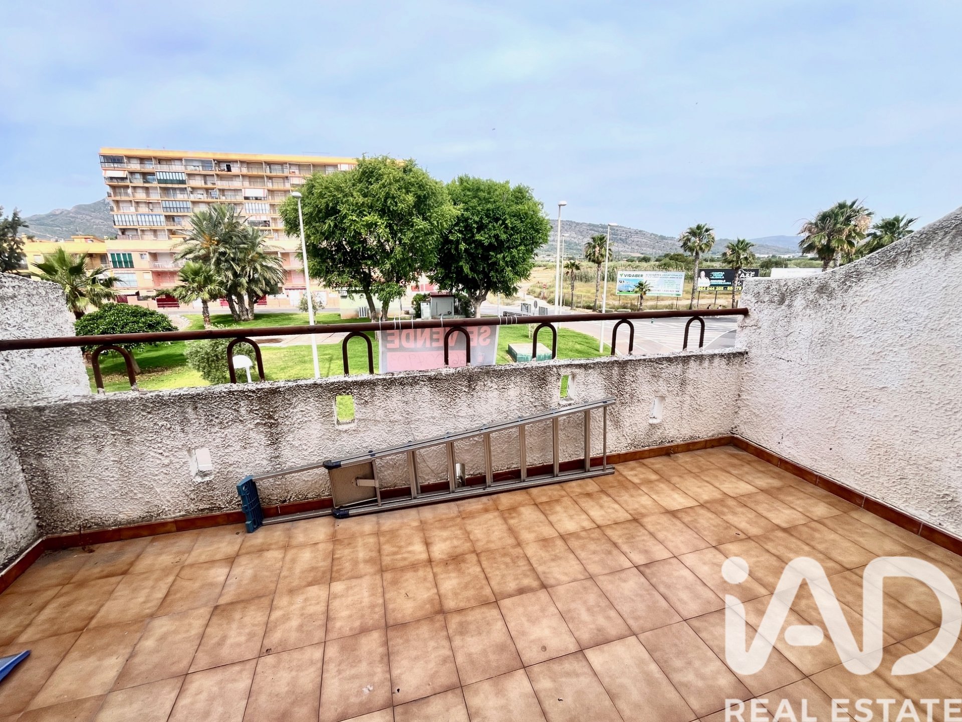 Radhus i Oropesa del Mar, Castellon, Spanien 4 sovrum, 155 kvm. Nr. 172132