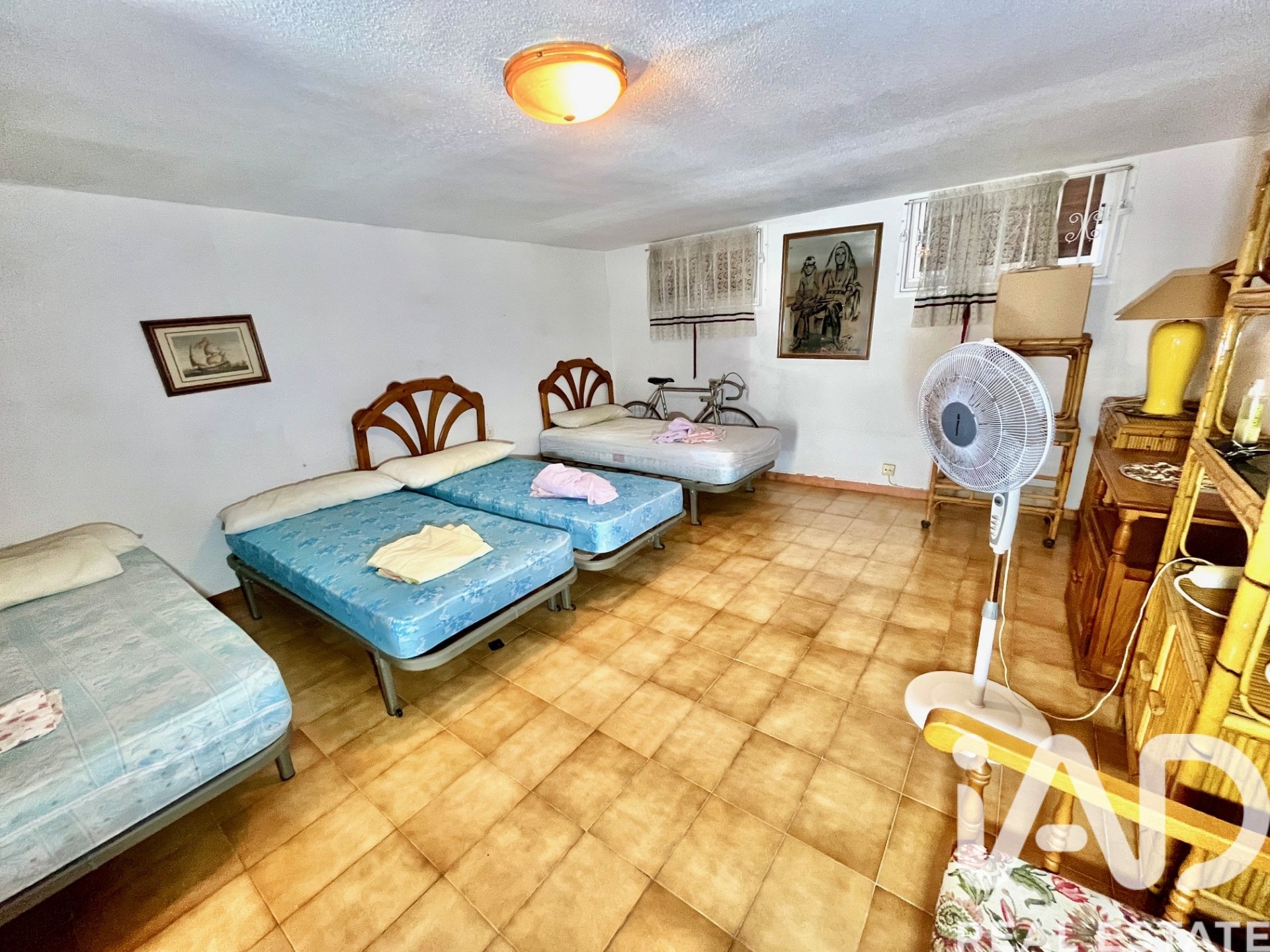Radhus i Oropesa del Mar, Castellon, Spanien 4 sovrum, 155 kvm. Nr. 172132