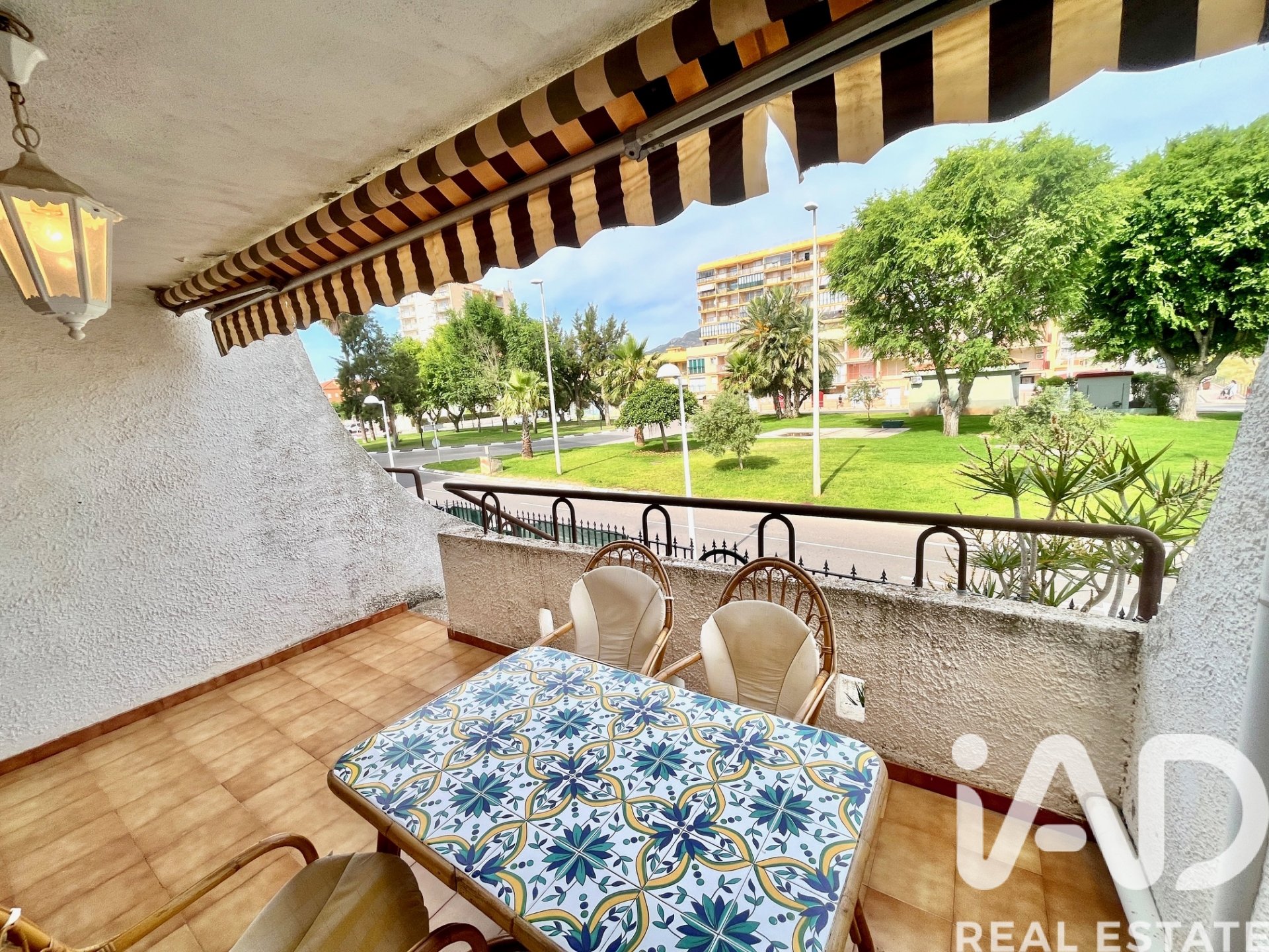 Radhus i Oropesa del Mar, Castellon, Spanien 4 sovrum, 155 kvm. Nr. 172132