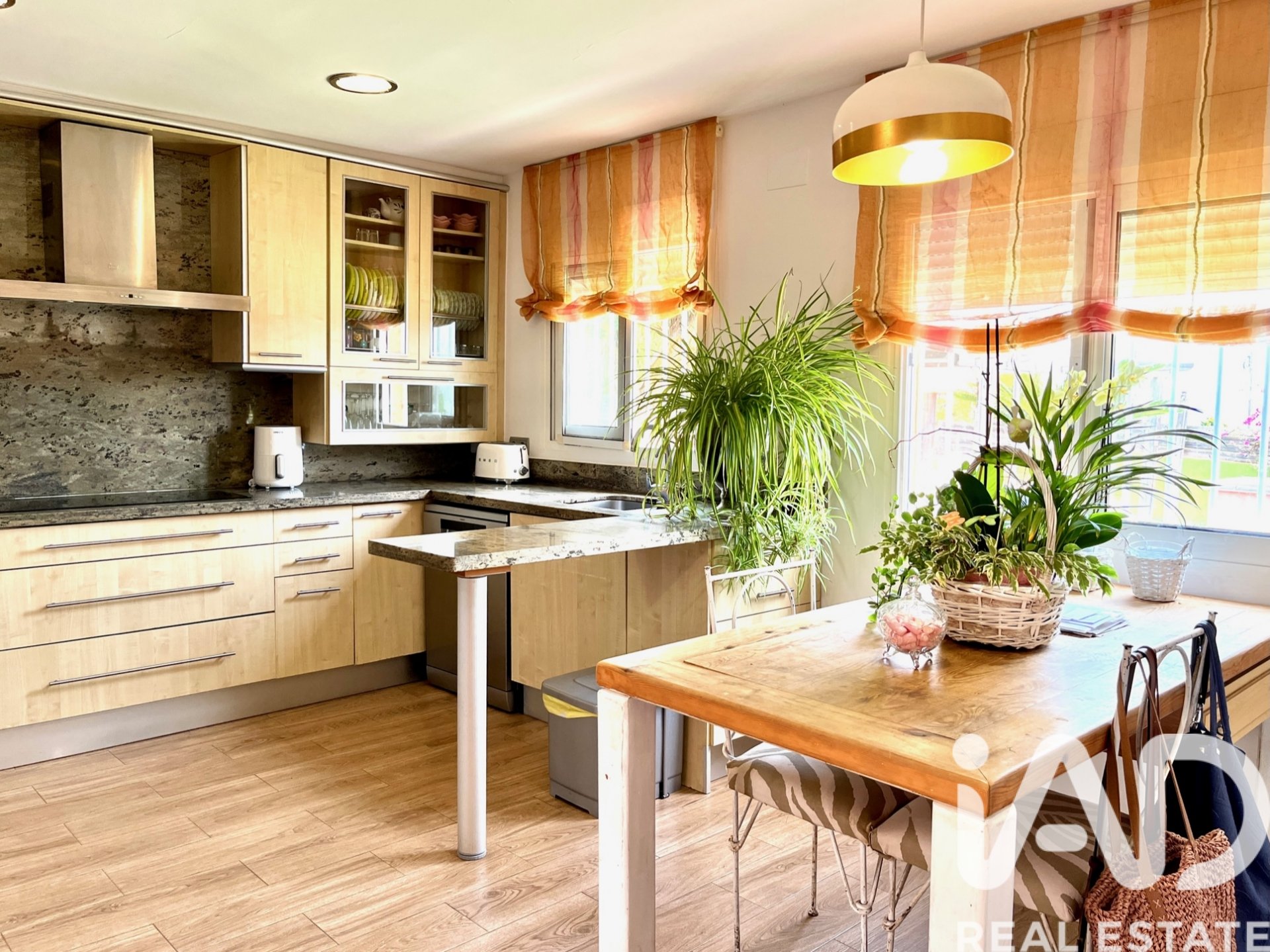 Hus i Peniscola, Castellon, Spanien 4 sovrum, 242 kvm. Nr. 172131