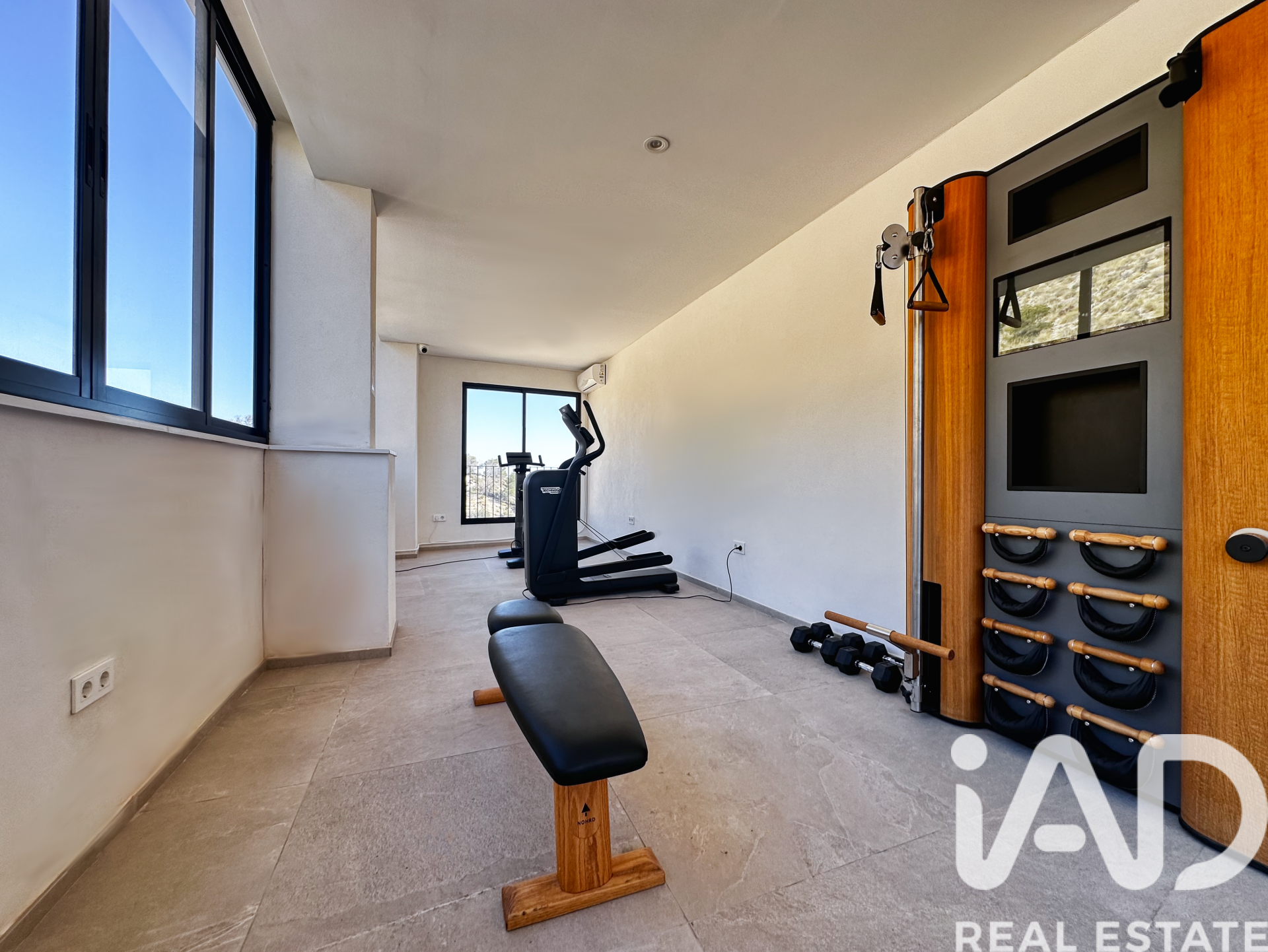 Apartment in Villajoyosa, Alicante, Spain 2 bedrooms, 99.4 sq.m. No. 172128