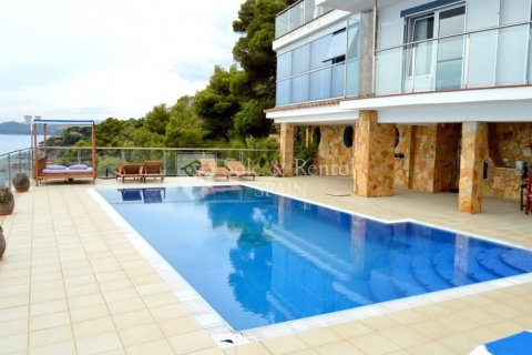 Talo Lloret de Mar, Girona, Espanja 5 makuuhuonetta, 405 m2 No. 166453