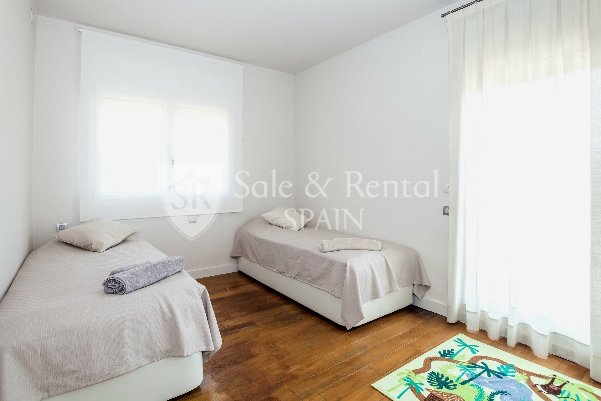 Talo Gava, Barcelona, Espanja 6 makuuhuonetta, 490 m2 No. 166458