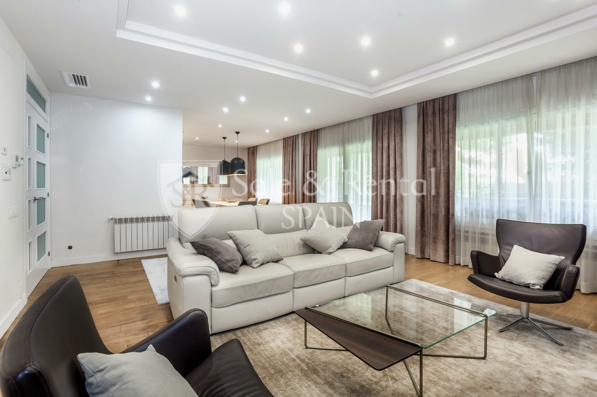 Talo Gava, Barcelona, Espanja 6 makuuhuonetta, 490 m2 No. 166458