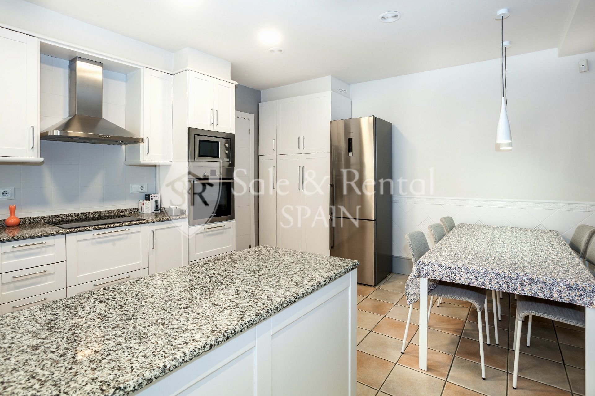 Talo Gava, Barcelona, Espanja 6 makuuhuonetta, 490 m2 No. 166458