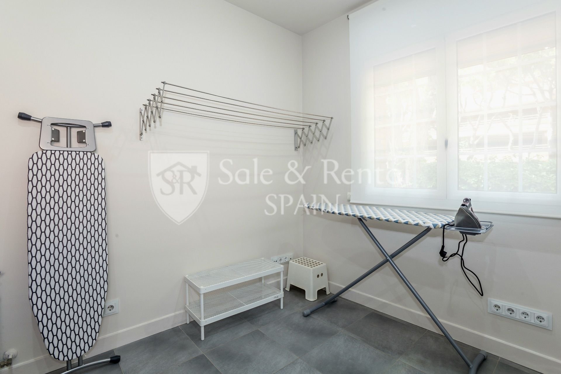 Talo Gava, Barcelona, Espanja 6 makuuhuonetta, 490 m2 No. 166458