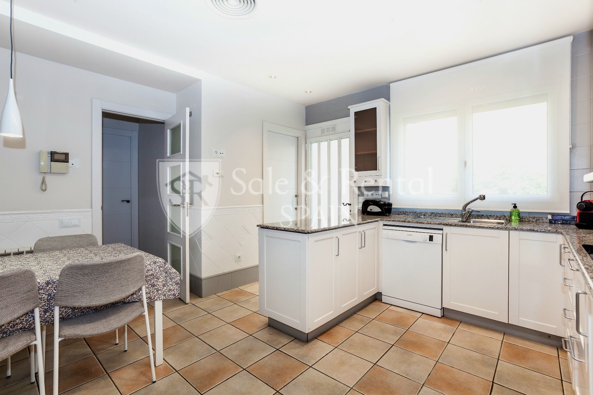 Talo Gava, Barcelona, Espanja 6 makuuhuonetta, 490 m2 No. 166458