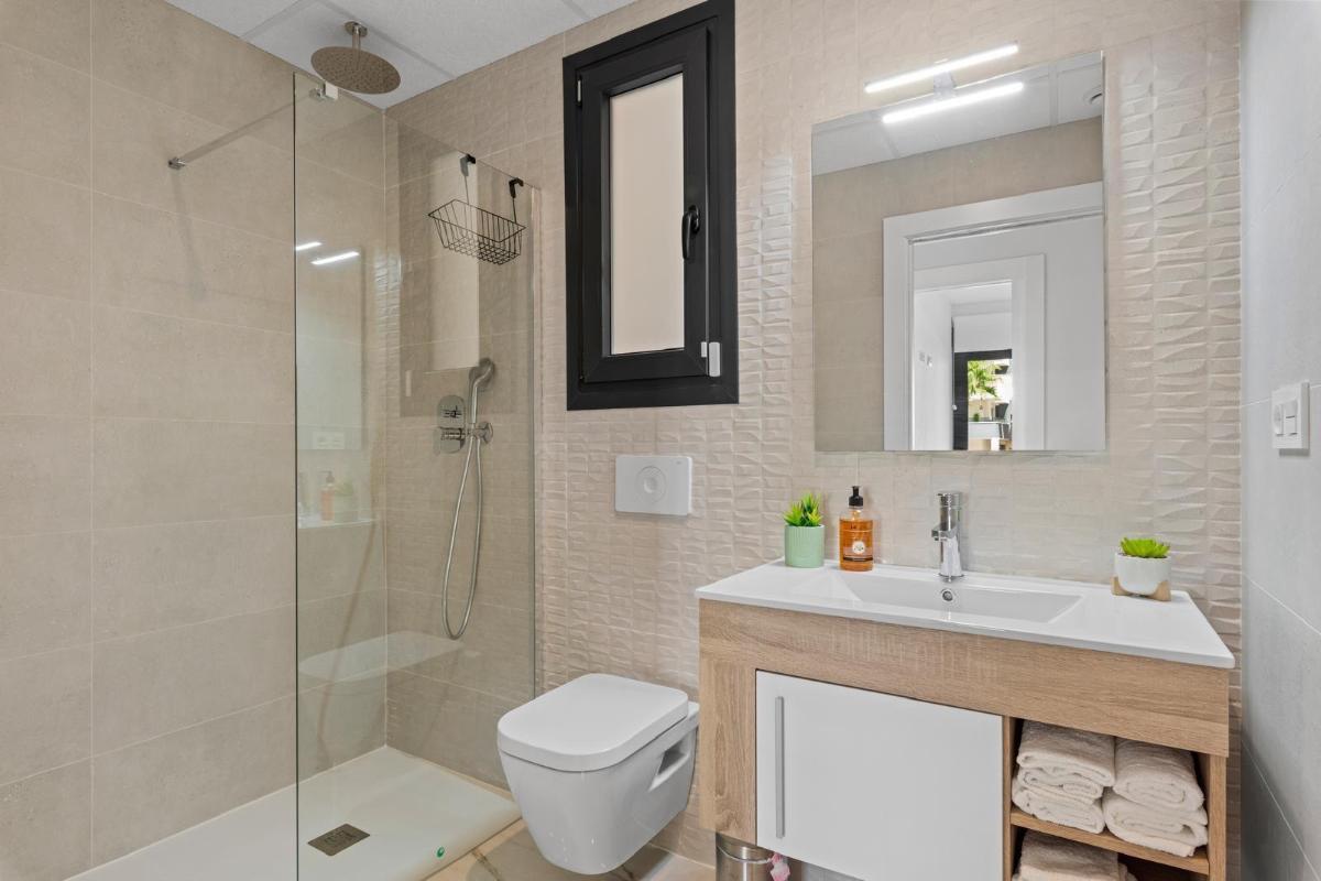 Huoneisto Alicante, Espanja 2 makuuhuonetta, 71 m2 No. 149086