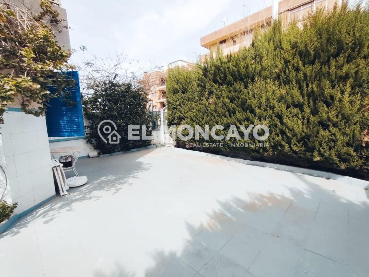 House in Santa Pola, Alicante, Spain 3 bedrooms, 78 sq.m. No. 149084