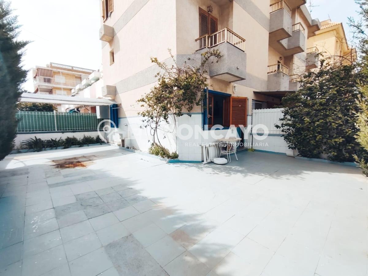 House in Santa Pola, Alicante, Spain 3 bedrooms, 78 sq.m. No. 149084
