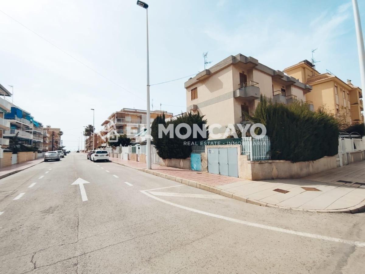 House in Santa Pola, Alicante, Spain 3 bedrooms, 78 sq.m. No. 149084