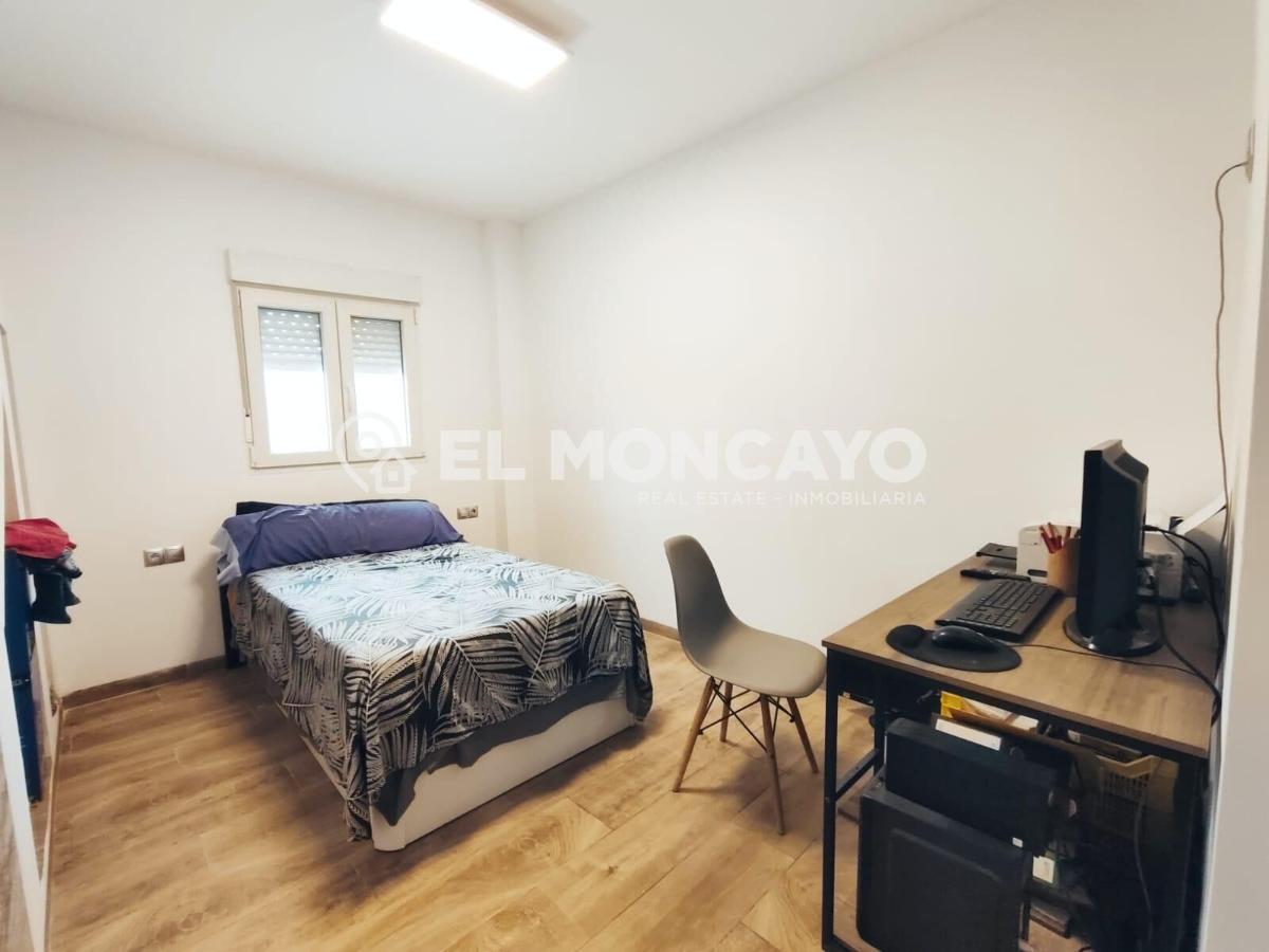 House à Daya Nueva, Alicante, Espagne 4 chambres, 431 m2 No. 149088