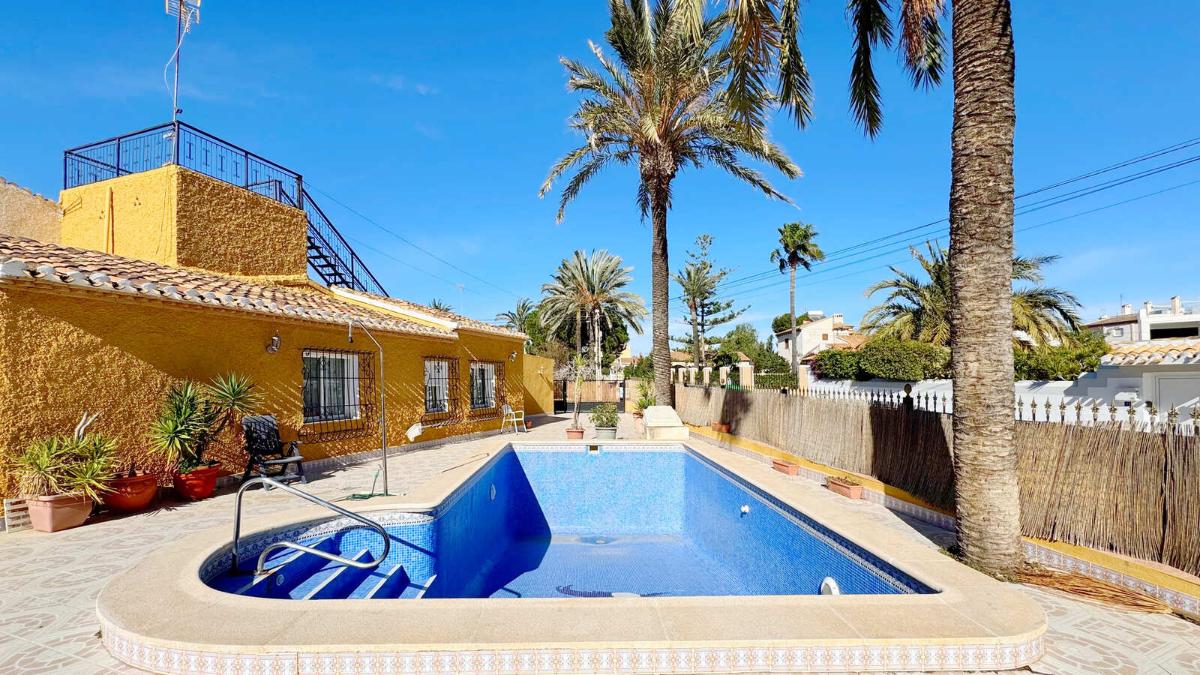 Townhouse in Orihuela, Alicante, Spanien 4 Schlafzimmer, 104 m2 Nr. 149089