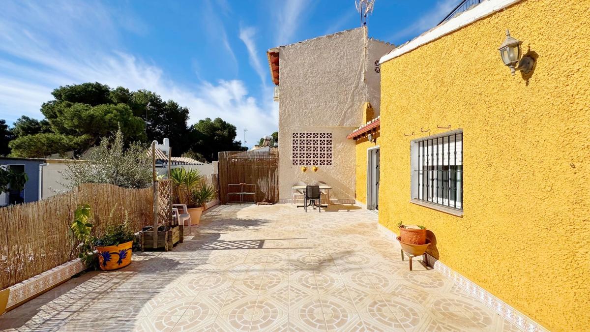 Townhouse in Orihuela, Alicante, Spanien 4 Schlafzimmer, 104 m2 Nr. 149089