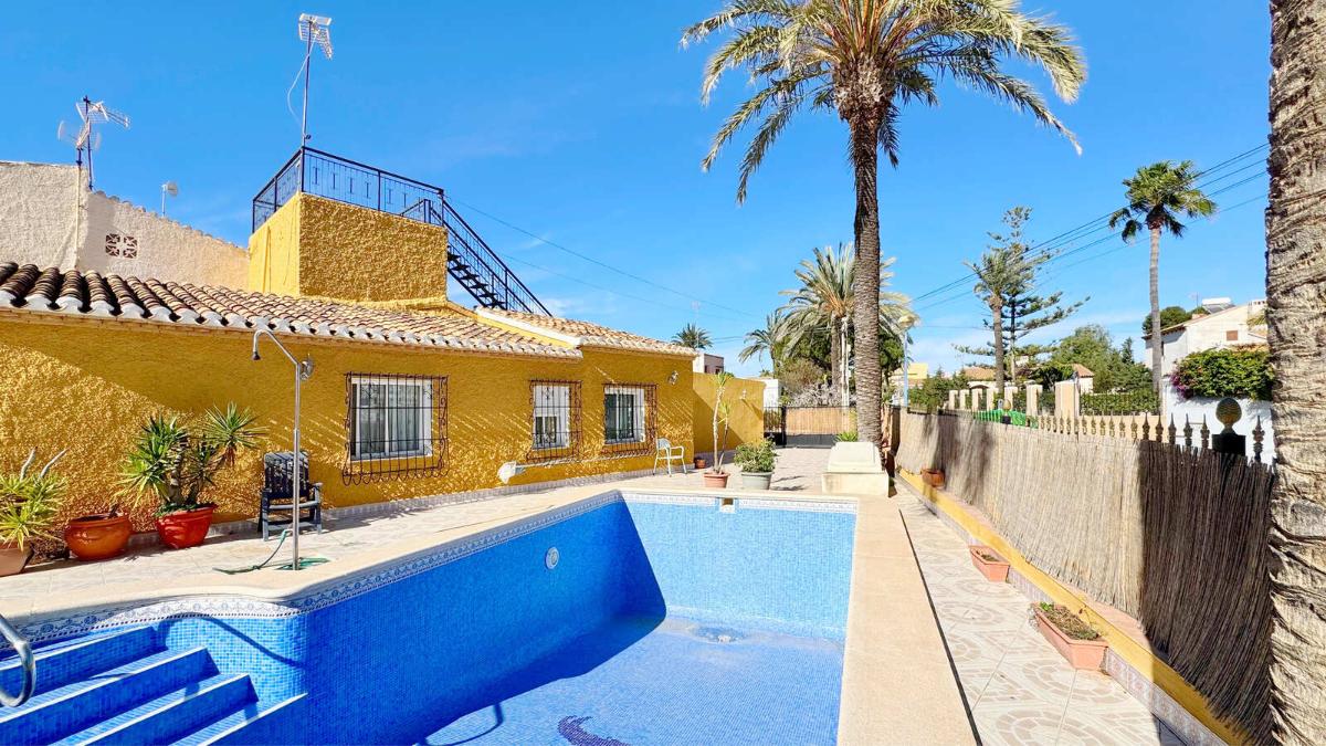 Townhouse in Orihuela, Alicante, Spanien 4 Schlafzimmer, 104 m2 Nr. 149089