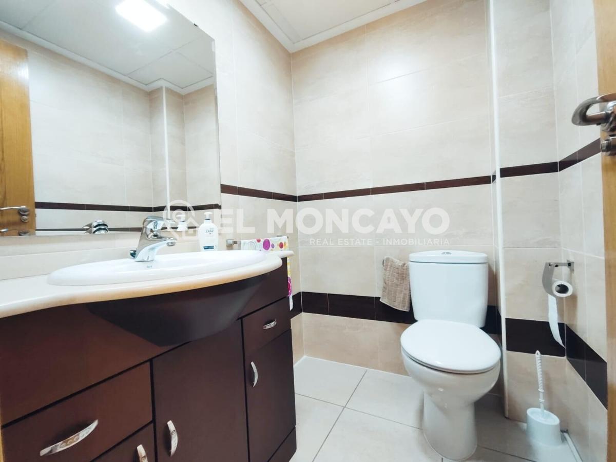 Apartment à Guardamar del Segura, Alicante, Espagne 4 chambres, 122 m2 No. 149085