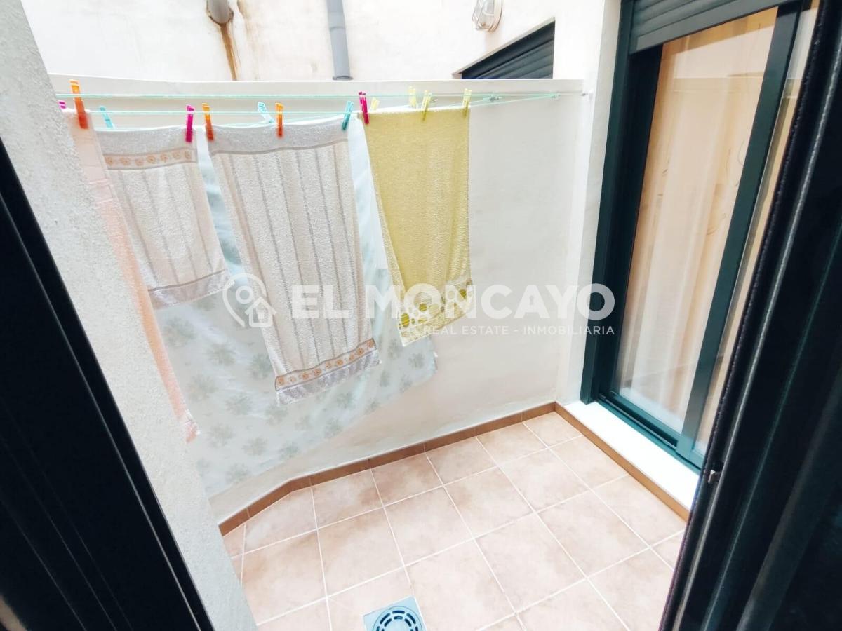 Apartment à Guardamar del Segura, Alicante, Espagne 4 chambres, 122 m2 No. 149085