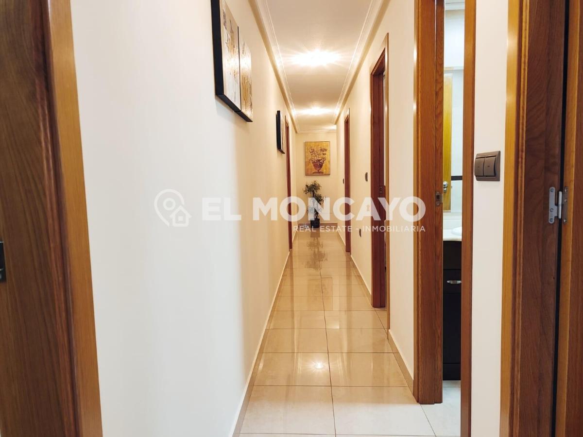 Apartment à Guardamar del Segura, Alicante, Espagne 4 chambres, 122 m2 No. 149085