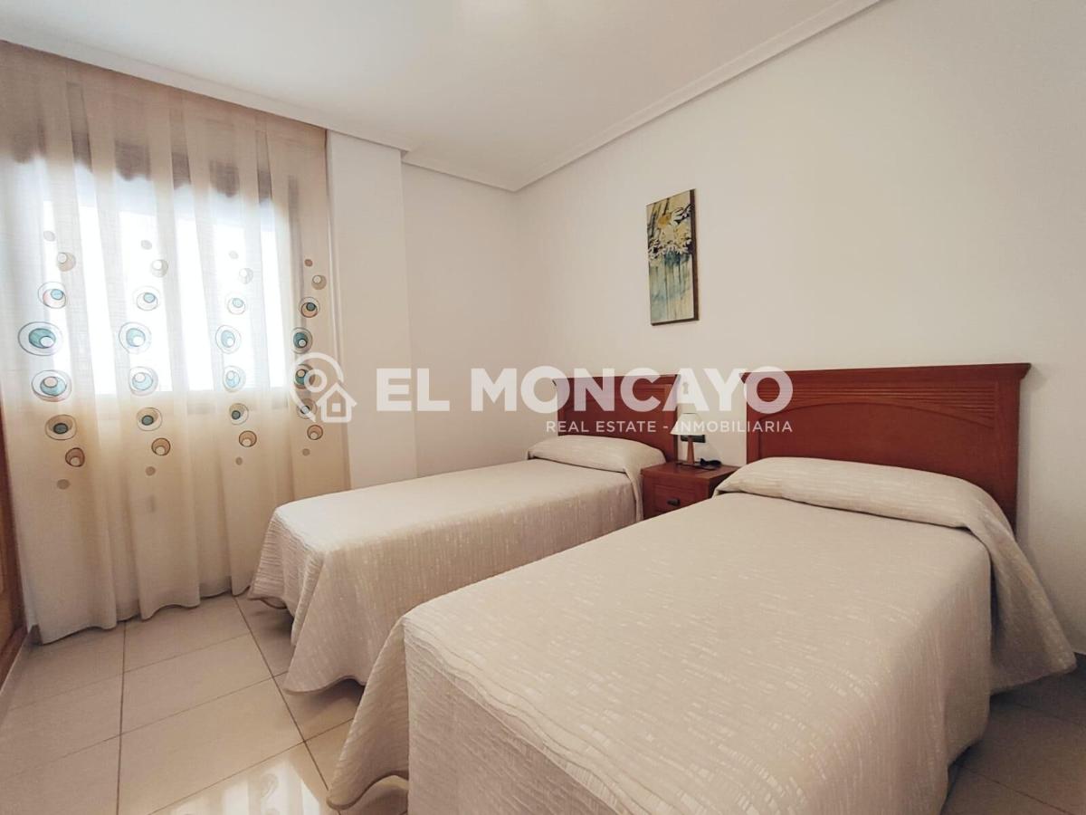 Apartment à Guardamar del Segura, Alicante, Espagne 4 chambres, 122 m2 No. 149085