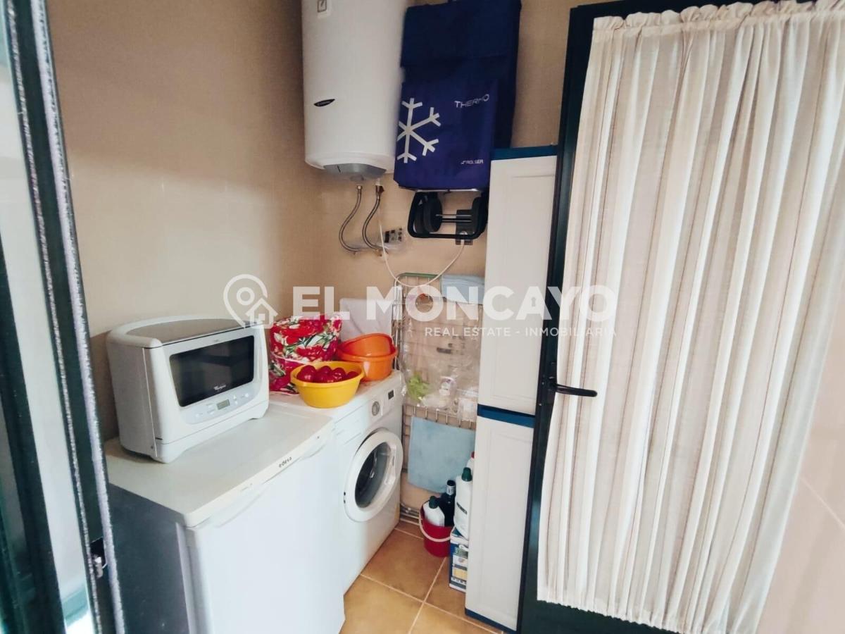 Apartment à Guardamar del Segura, Alicante, Espagne 4 chambres, 122 m2 No. 149085