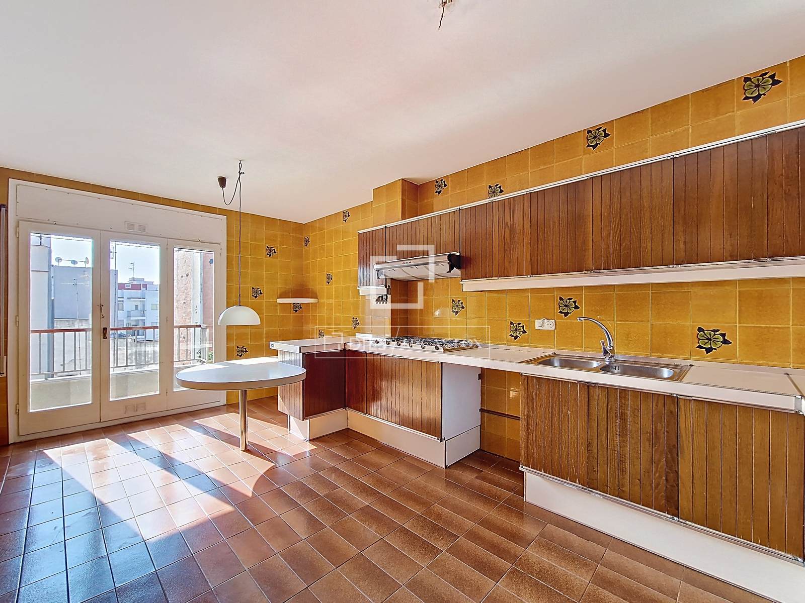Квартира в Виланова-и-ла-Желтру, Барселона, Испания 6 спален, 185м2 №160833
