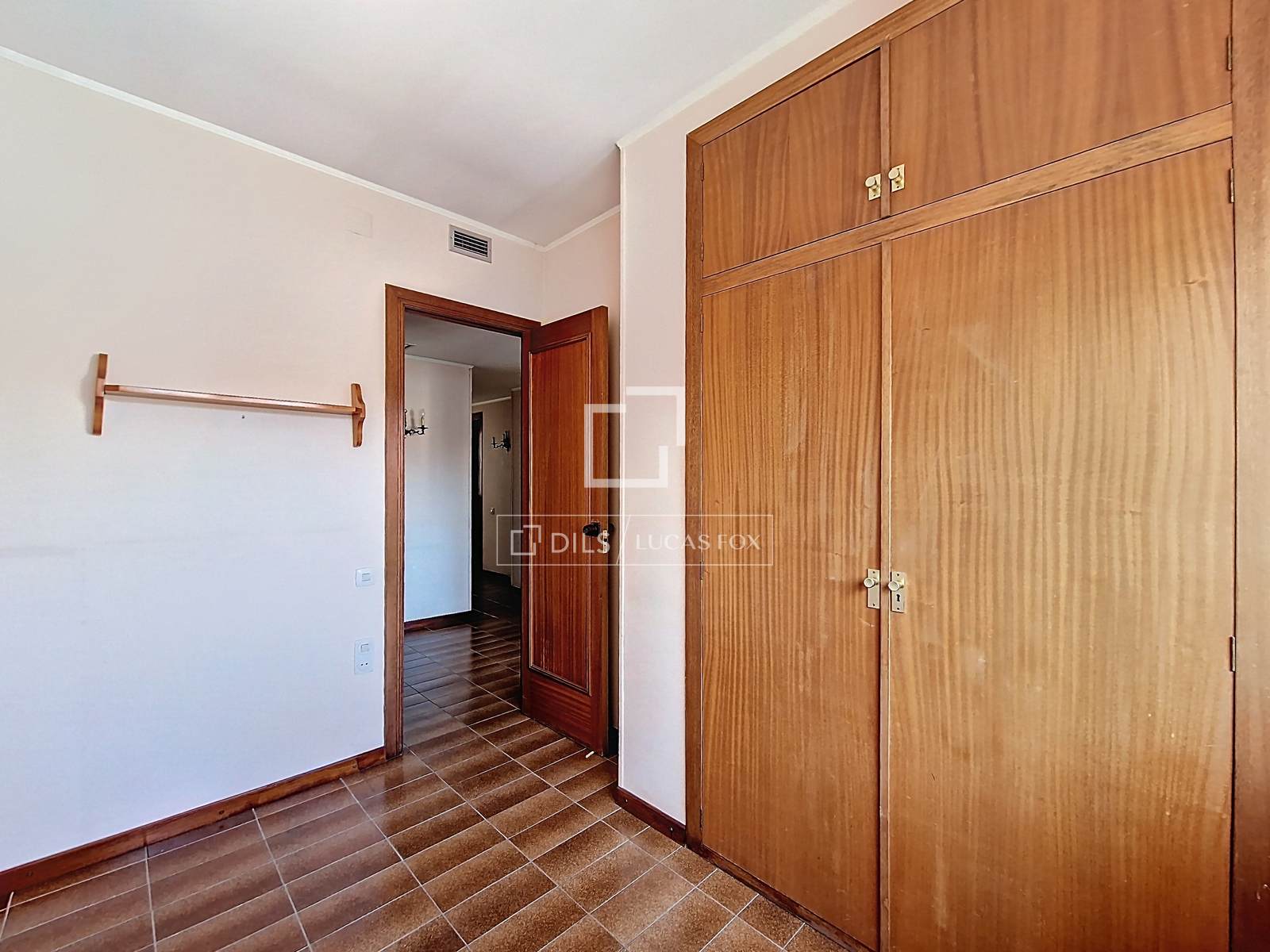Квартира в Виланова-и-ла-Желтру, Барселона, Испания 6 спален, 185м2 №160833
