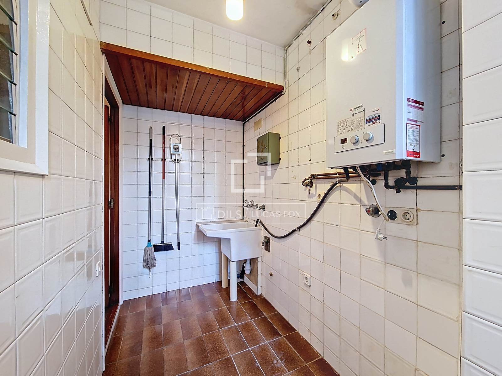 Квартира в Виланова-и-ла-Желтру, Барселона, Испания 6 спален, 185м2 №160833
