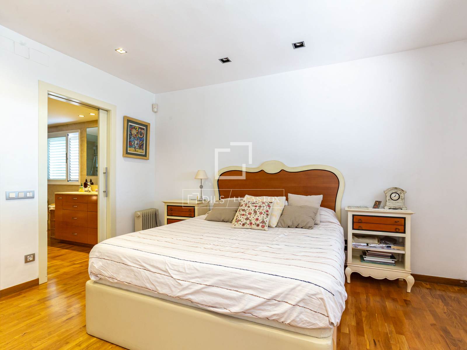 Apartamento en Esplugues de Llobregat, Barcelona, España 3 dormitorios, 192 m2 No. 160834