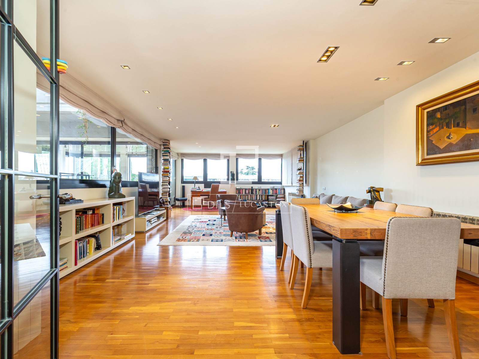Apartamento en Esplugues de Llobregat, Barcelona, España 3 dormitorios, 192 m2 No. 160834