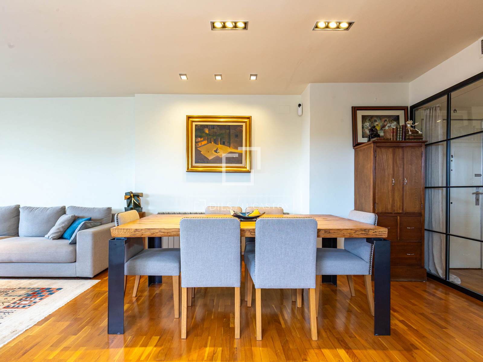 Apartamento en Esplugues de Llobregat, Barcelona, España 3 dormitorios, 192 m2 No. 160834