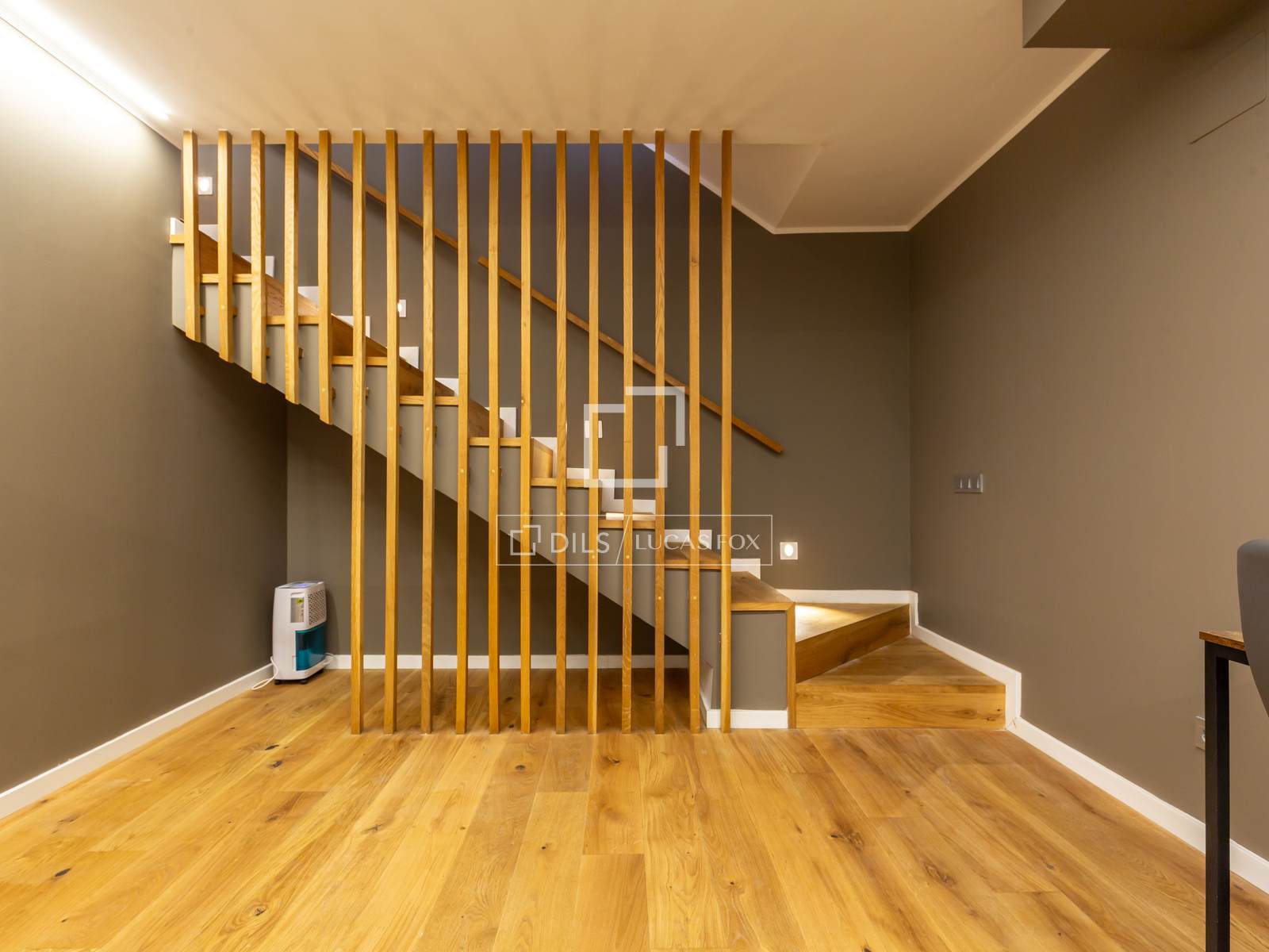Huvila Esplugues de Llobregat, Barcelona, Espanja 3 makuuhuonetta, 240 m2 No. 160836