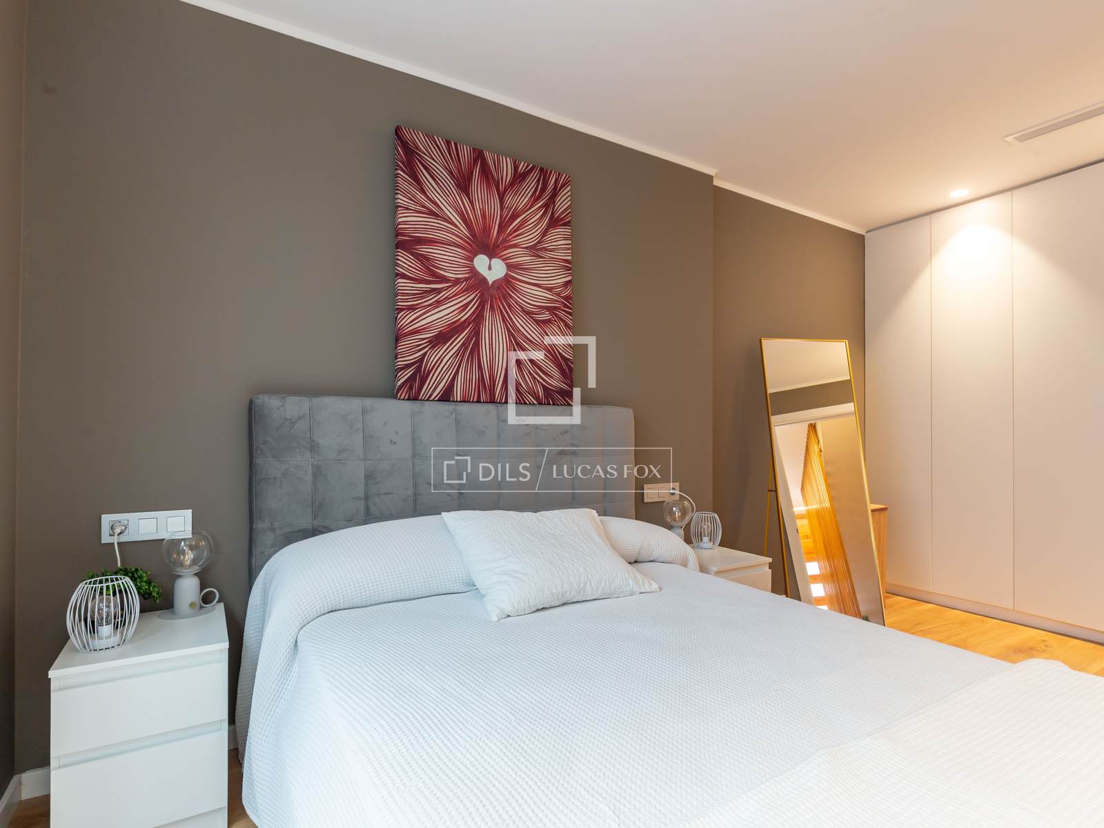 Huvila Esplugues de Llobregat, Barcelona, Espanja 3 makuuhuonetta, 240 m2 No. 160836