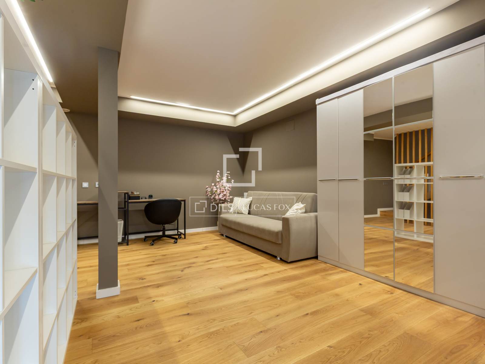 Huvila Esplugues de Llobregat, Barcelona, Espanja 3 makuuhuonetta, 240 m2 No. 160836