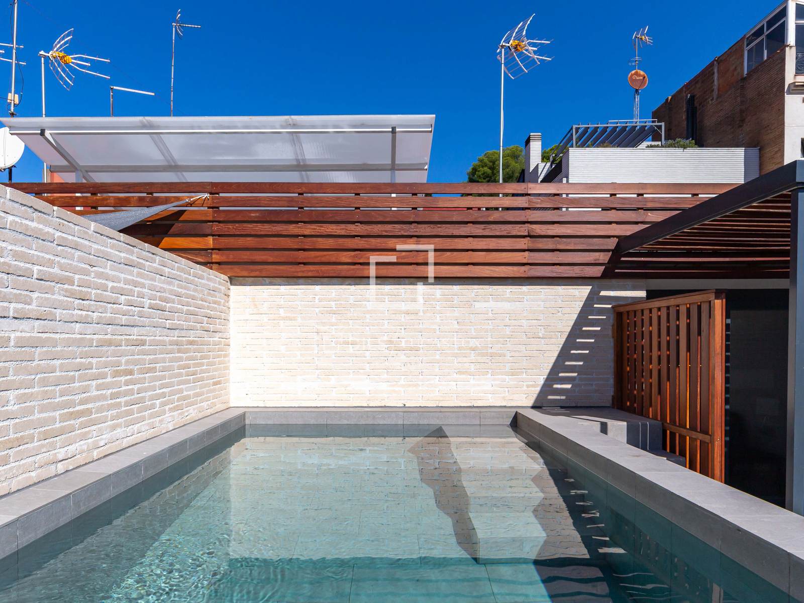 Huvila Esplugues de Llobregat, Barcelona, Espanja 3 makuuhuonetta, 240 m2 No. 160836