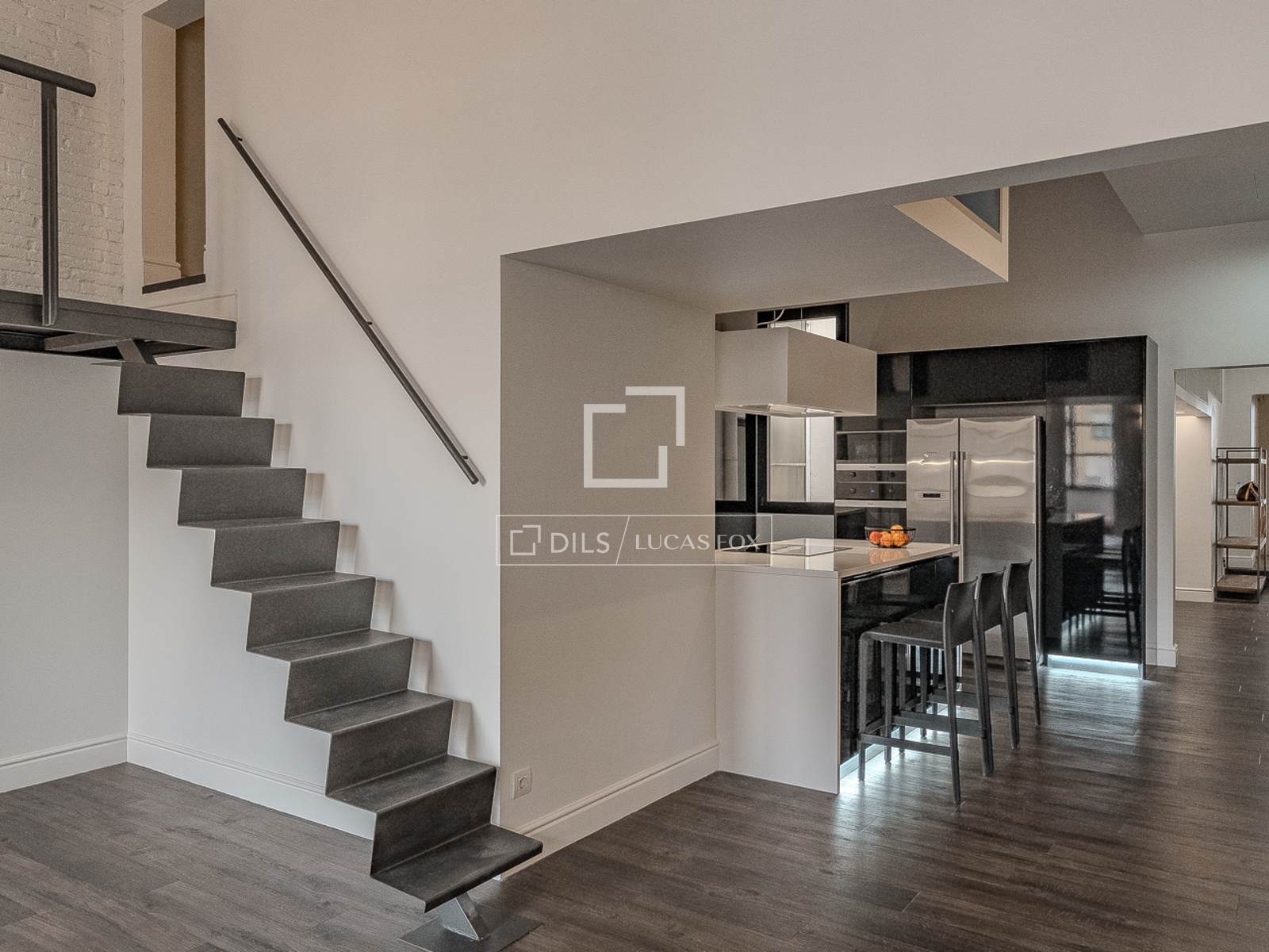 Huoneisto Barcelona, Espanja 3 makuuhuonetta, 212 m2 No. 160835