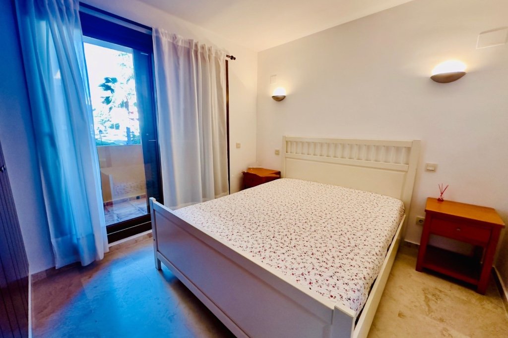 Apartment in Punta Prima, Alicante, Spain 2 bedrooms, 95 sq.m. No. 145430