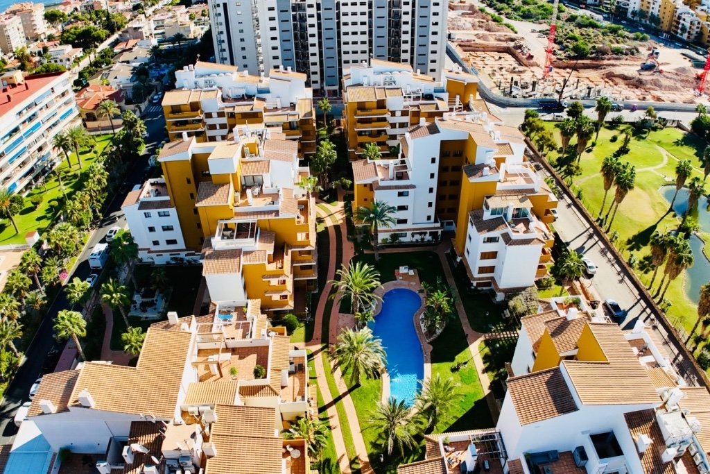 Apartment in Punta Prima, Alicante, Spain 2 bedrooms, 95 sq.m. No. 145430