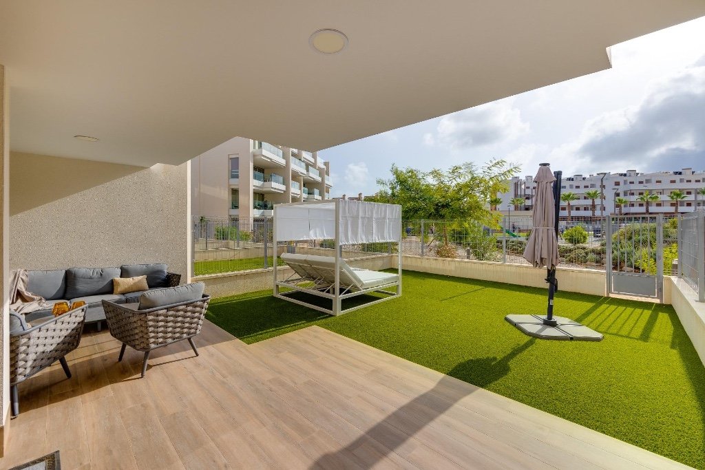 Apartment in Alicante, Spain 2 bedrooms, 69 sq.m. No. 145431