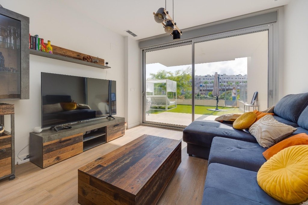 Apartment in Alicante, Spain 2 bedrooms, 69 sq.m. No. 145431