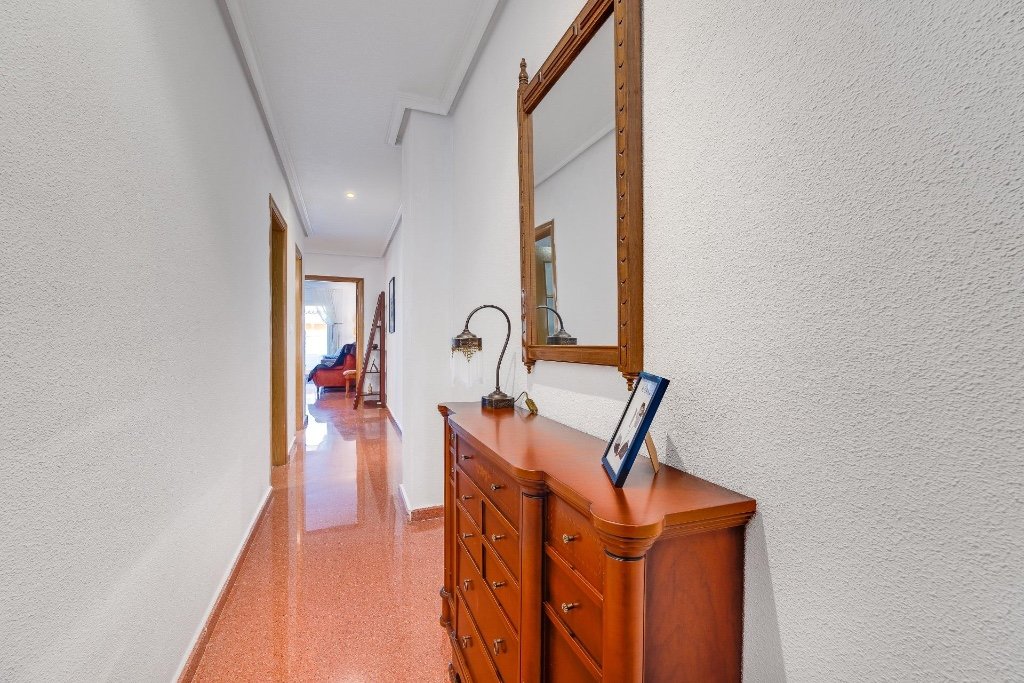 Huoneisto Torrevieja, Alicante, Espanja 2 makuuhuonetta, 105 m2 No. 145432