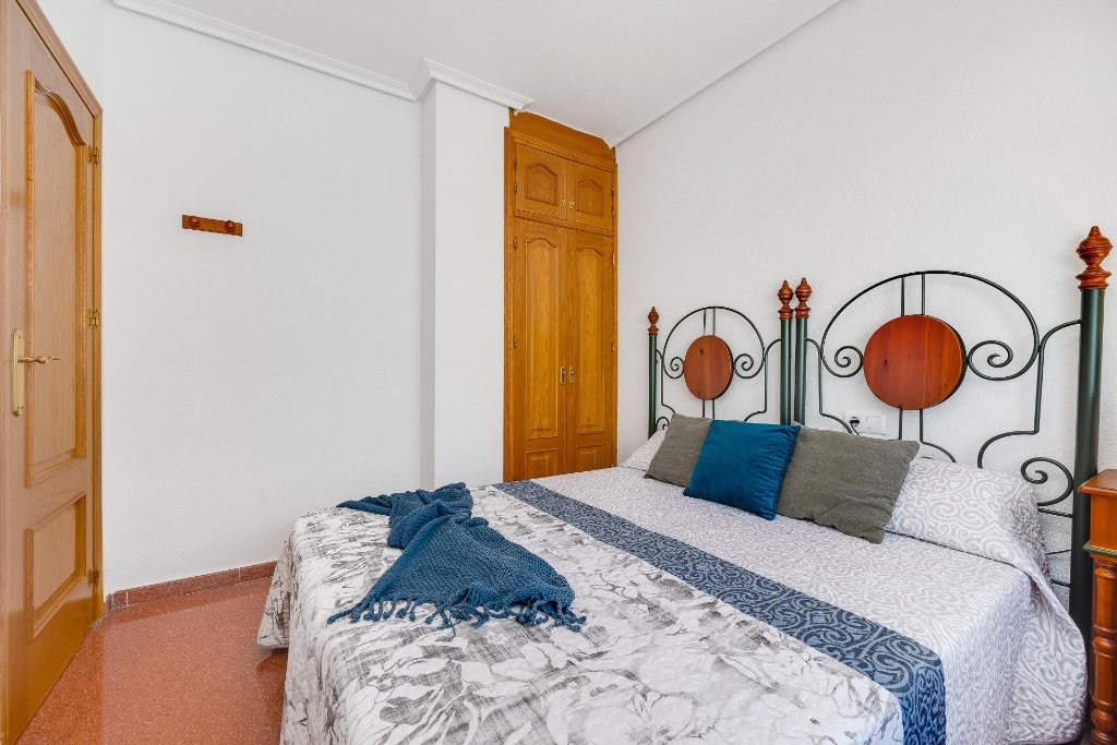Huoneisto Torrevieja, Alicante, Espanja 2 makuuhuonetta, 105 m2 No. 145432