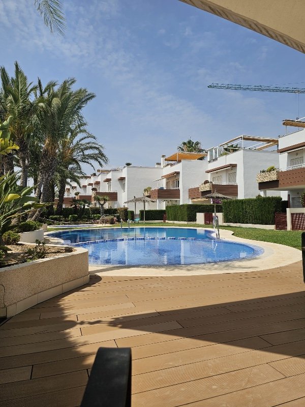 Lägenhet i Punta Prima, Alicante, Spanien 2 sovrum, 67 kvm. Nr. 145428