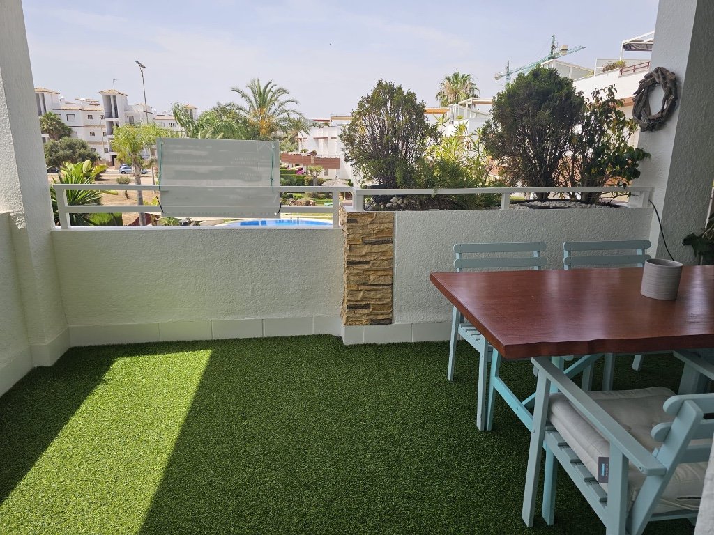 Lägenhet i Punta Prima, Alicante, Spanien 2 sovrum, 67 kvm. Nr. 145428