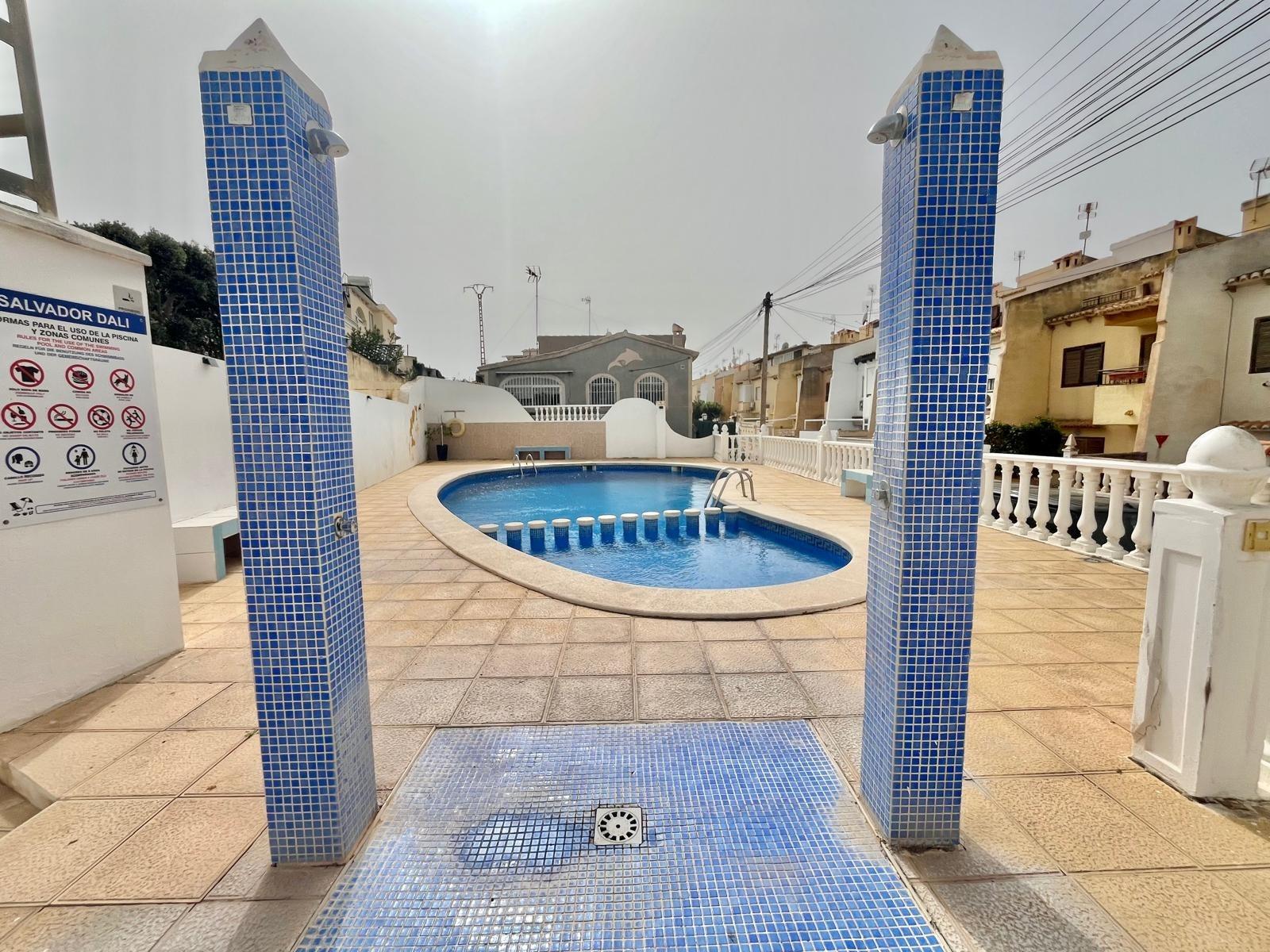 Villa en Los Balcones, Alicante, España 2 dormitorios, 120 m2 No. 155937