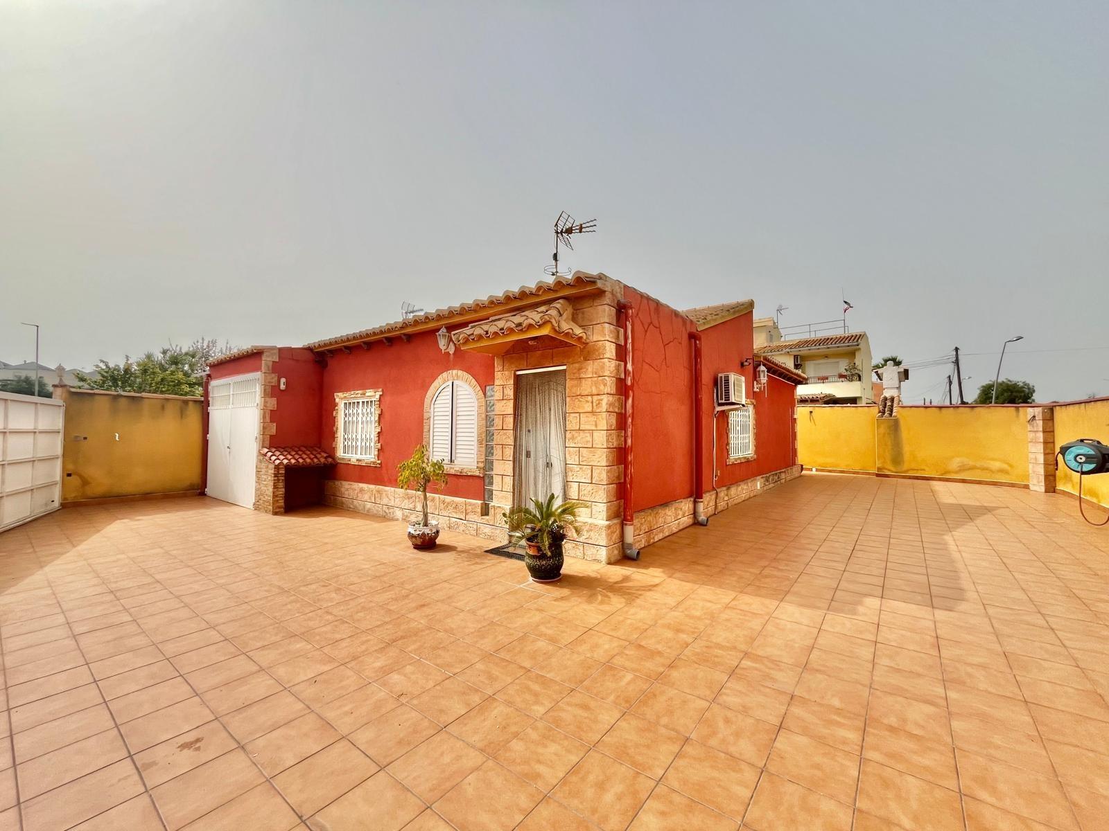 Villa en Los Balcones, Alicante, España 2 dormitorios, 120 m2 No. 155937